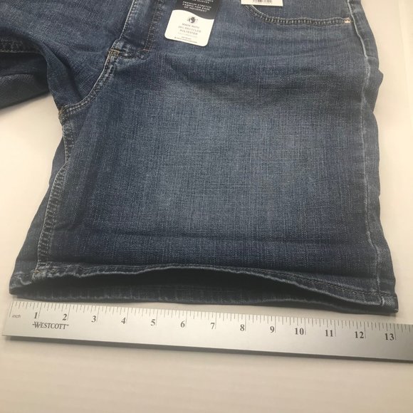 Lee Women's 20M Midrise Regular Fit Liberty Short Blue Denim Jean New With Tags - Picture 10 of 12